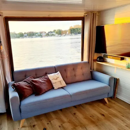 Wasserbungalow Merlin