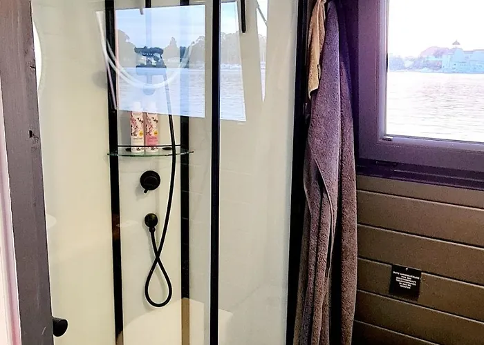 Wasserbungalow Merlin بوتيل *