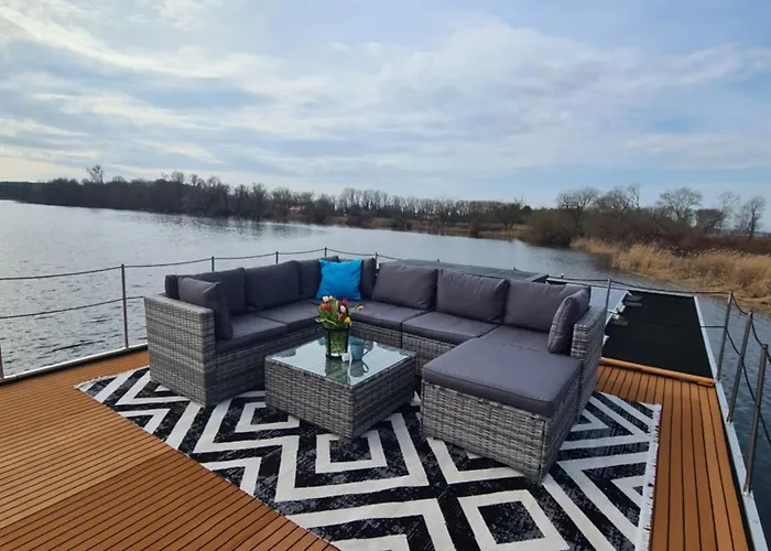 Wasserbungalow Merlin