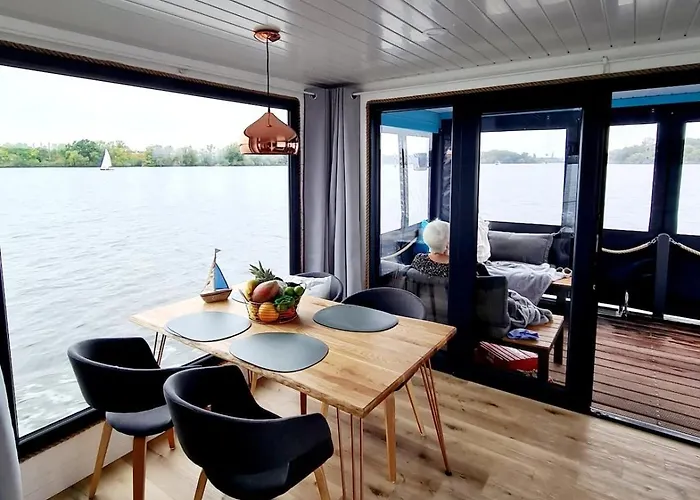 Wasserbungalow Merlin بوتيل *