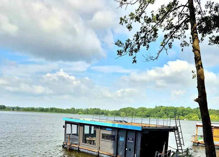 Wasserbungalow Merlin بوتيل